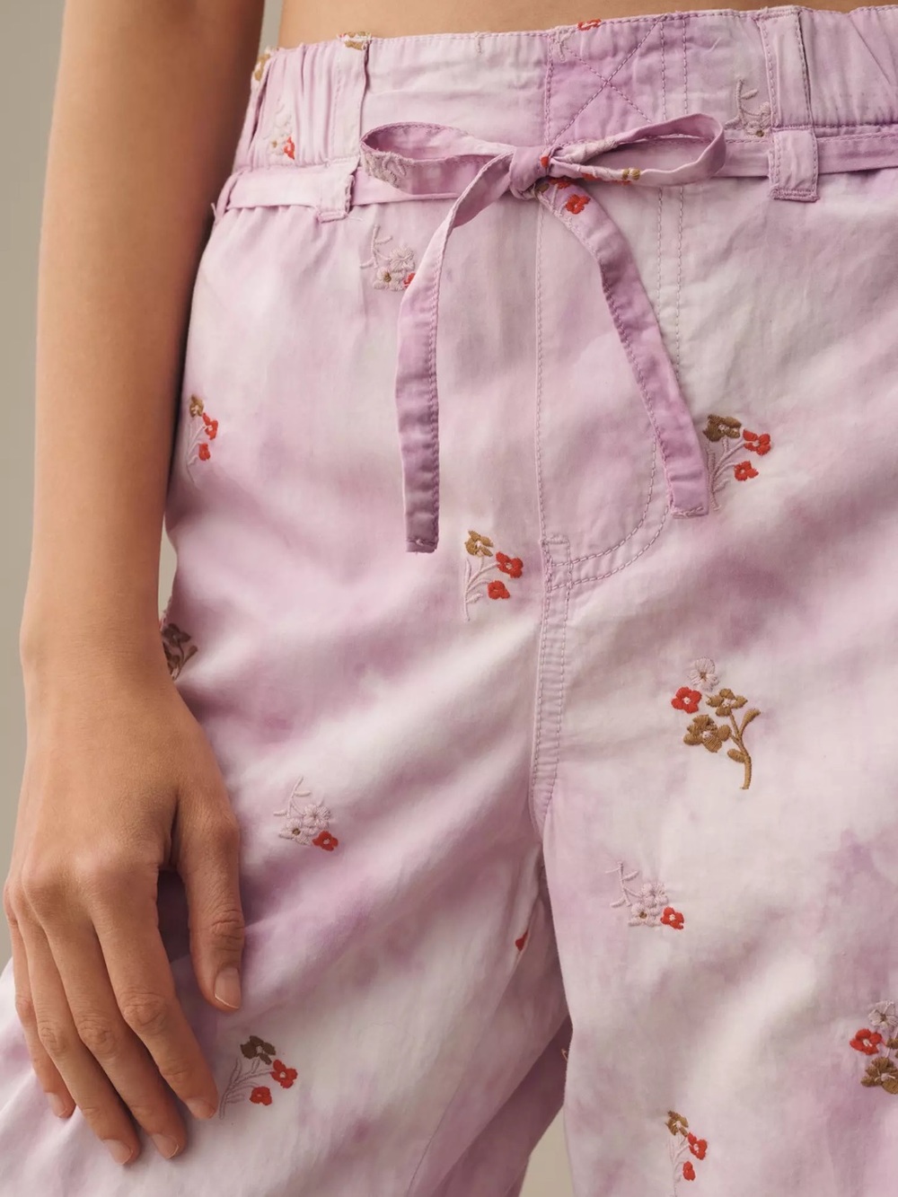 Anthropologie Pilcro Ditsy Tie-Dye Parachute Pants - Picture 3 of 10